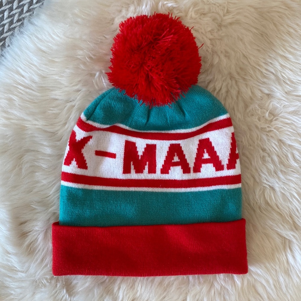 RARE H&M X-MAAAAAAAS!! Pom Hat OS